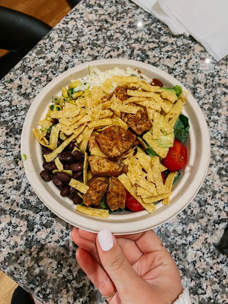 Crispy Taco Bowl with Chicken