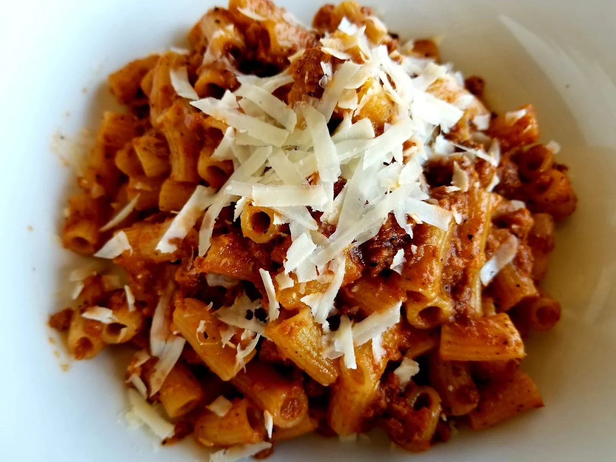 Rigatoni Bolognese