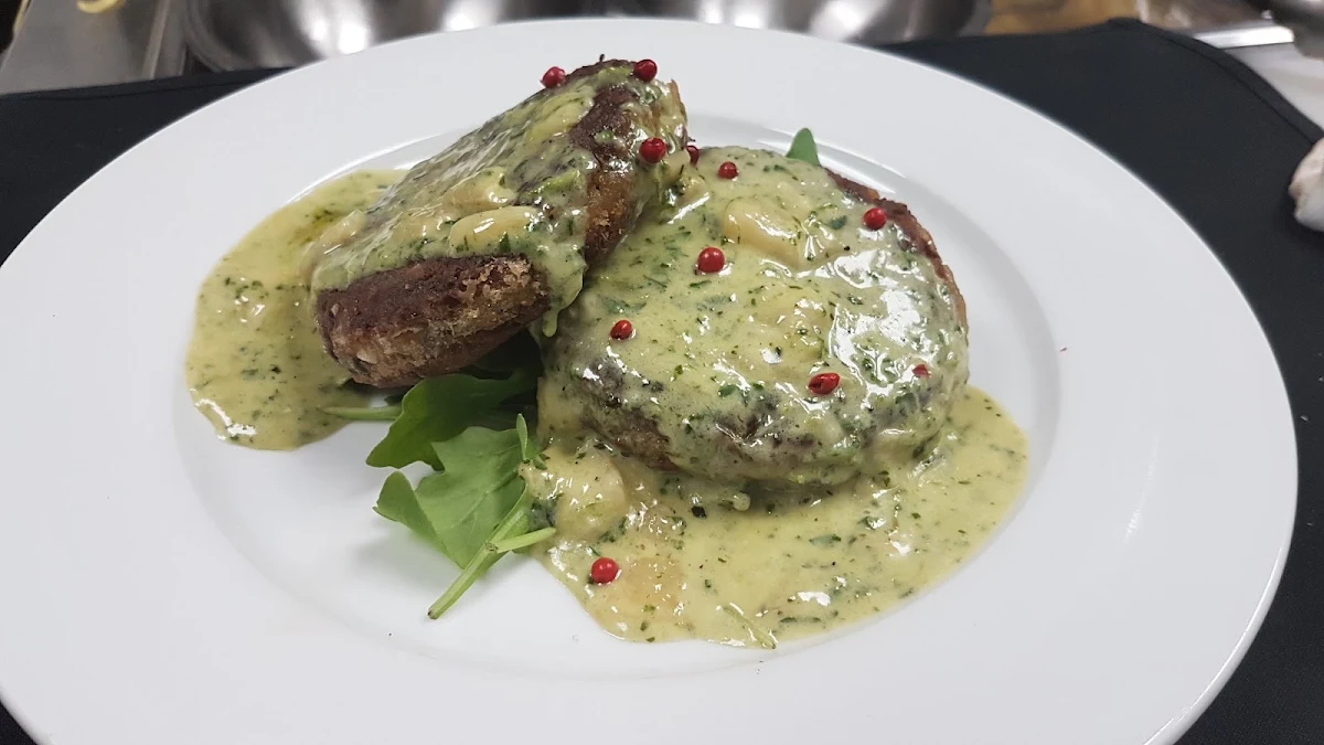 Pan Seared Crab Cakes