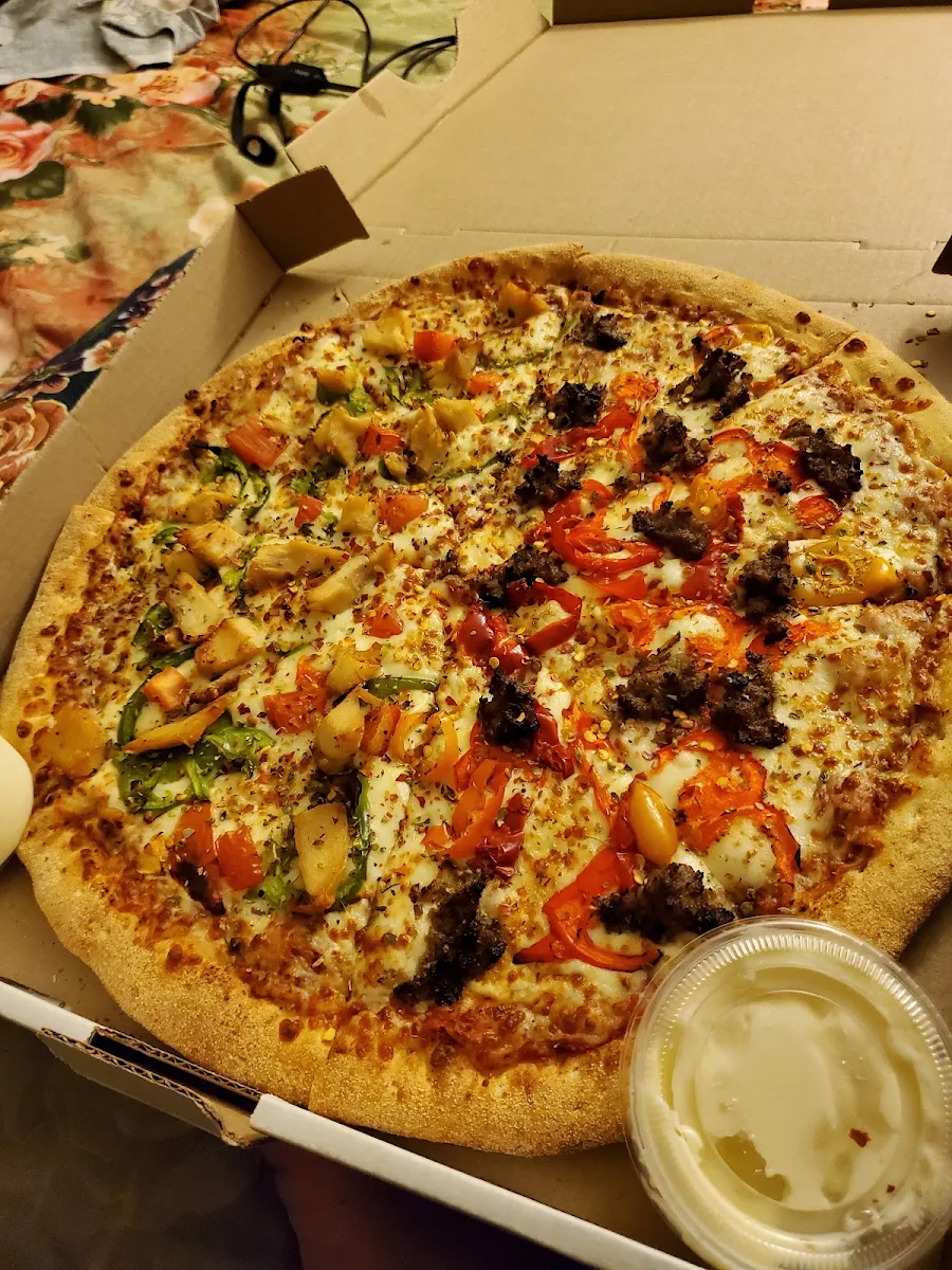 Chicekn and Mexican Pizza