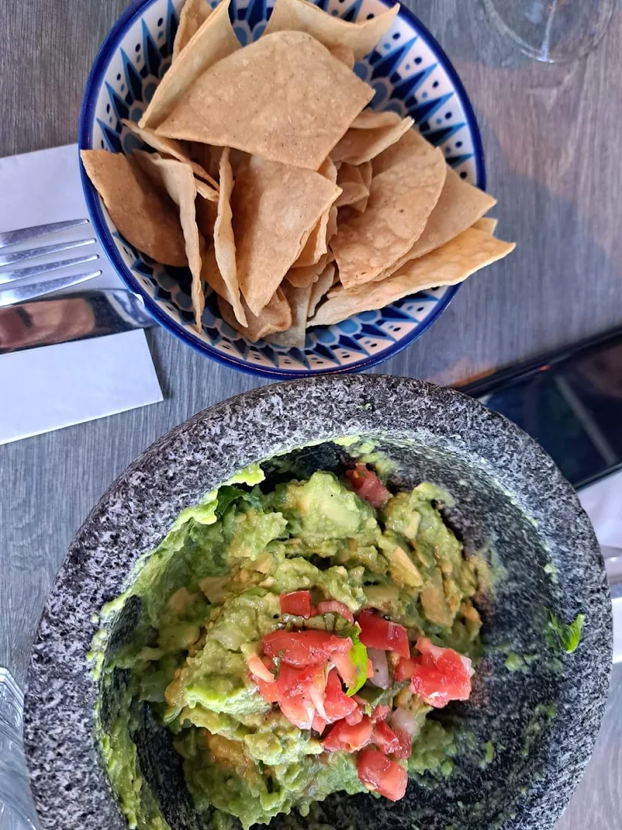 Guacamole Dip and Chips