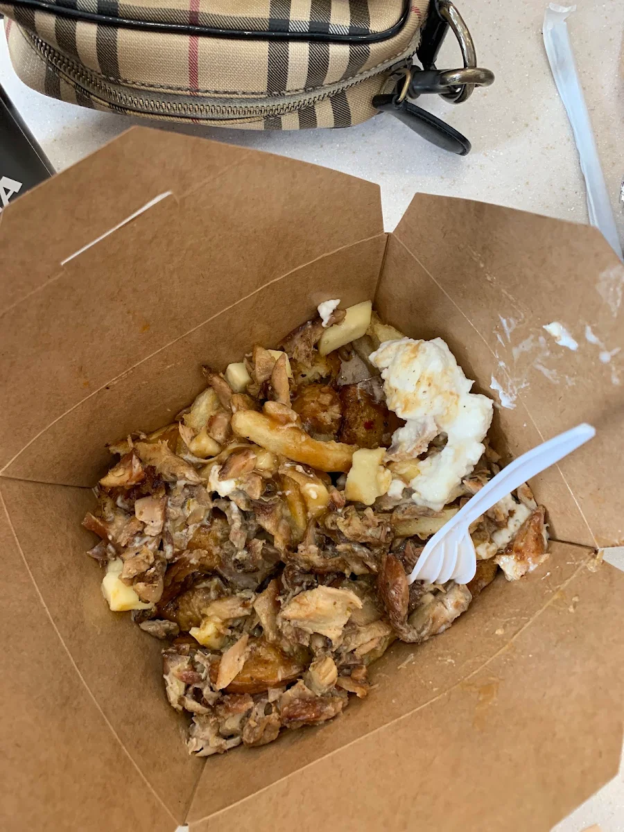 Poutine Shawarma