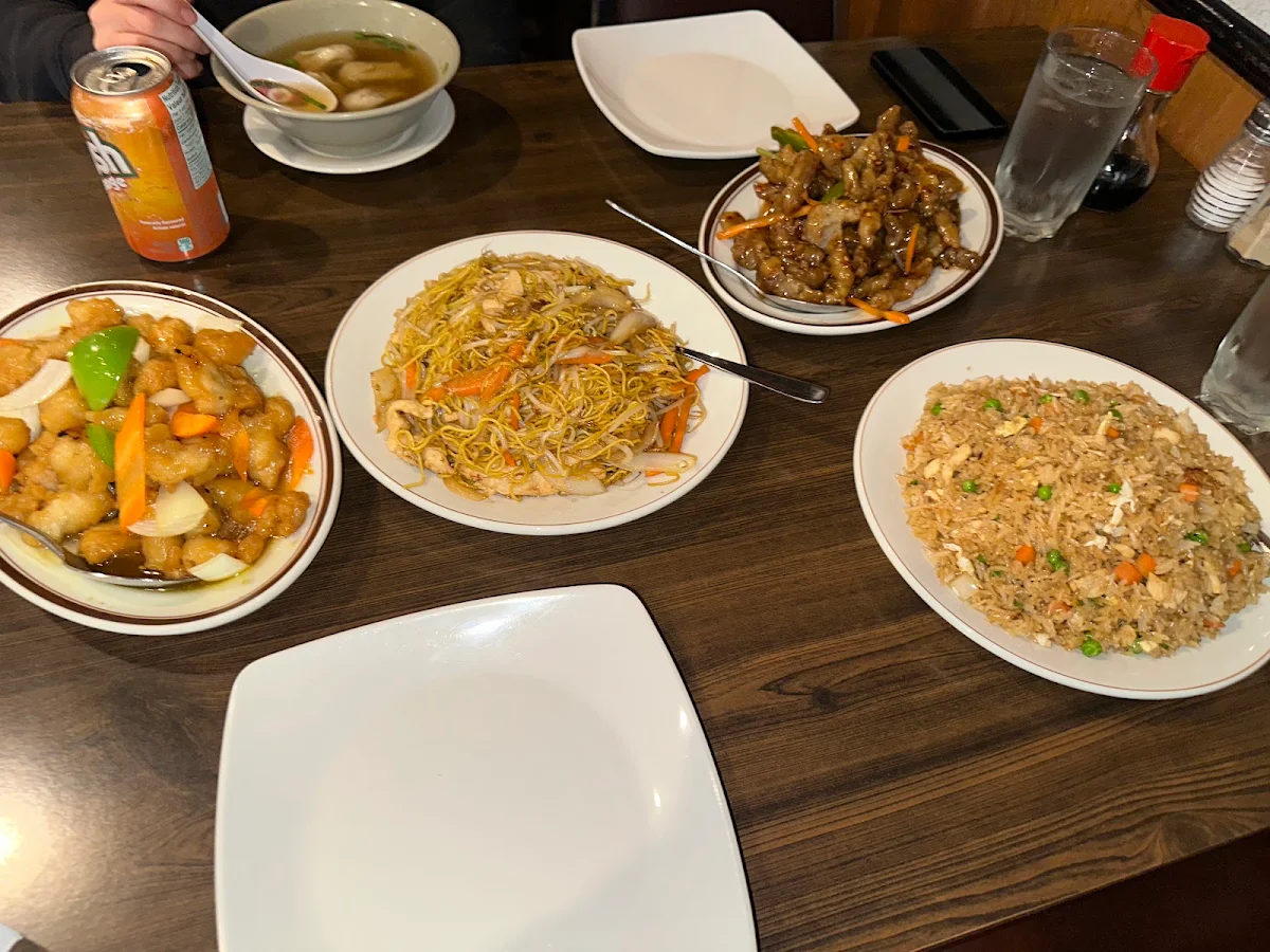 Highlights, Ken's Chinese Restaurant