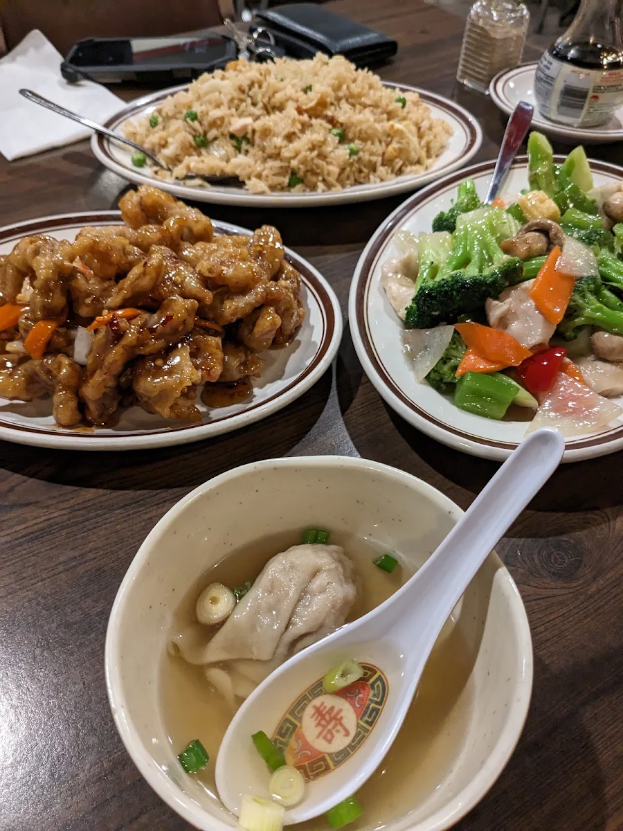 Highlights, Ken's Chinese Restaurant