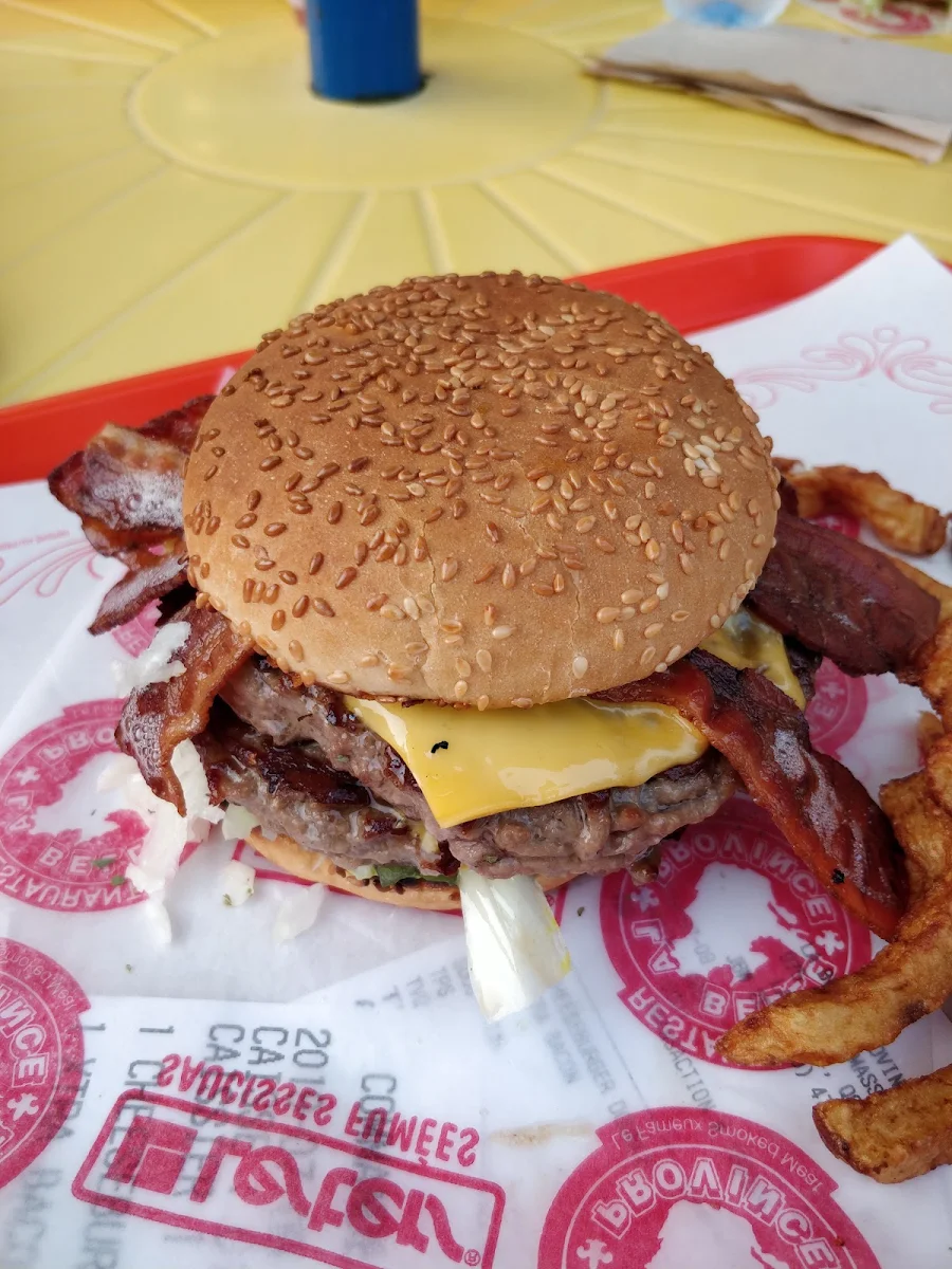 Double Cheeseburger Avec Bacon