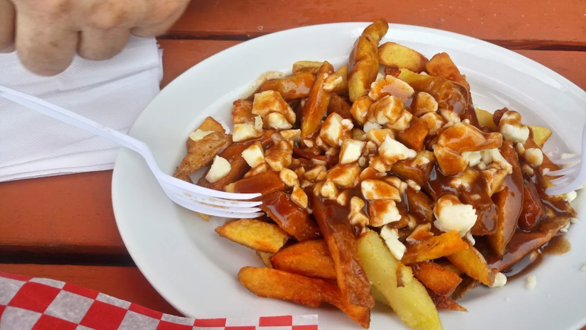 Poutine Fries with Cheese Fries with Cheese Curds