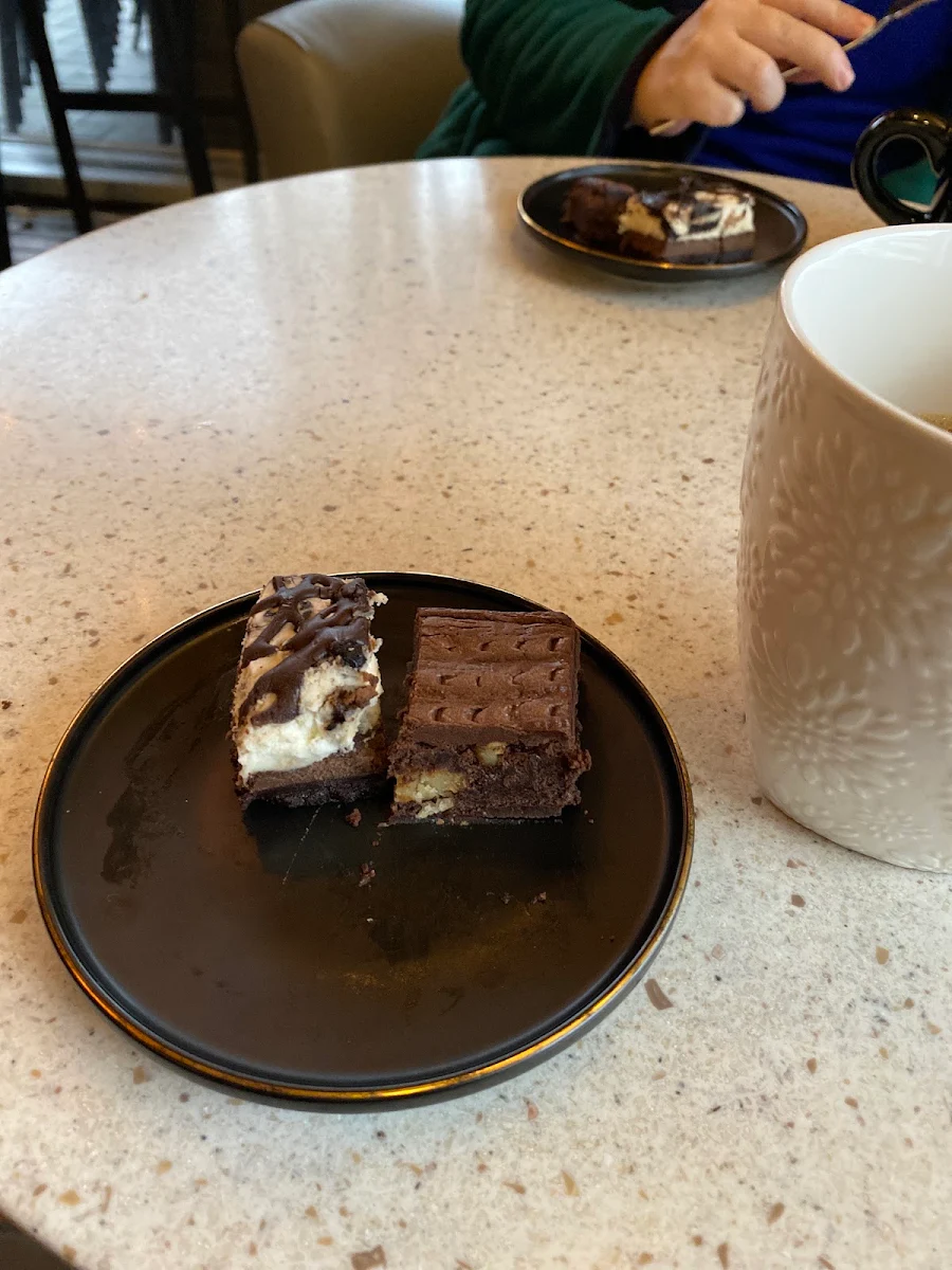 Browns and Cheese Cake