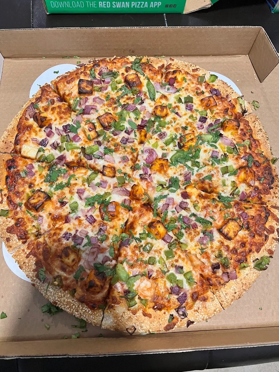 Butter Chicken Pizza