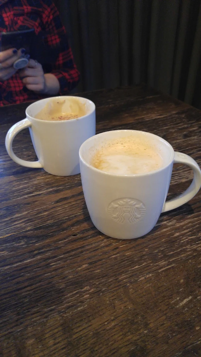 Rose Tea Latte and Vanilla Latte