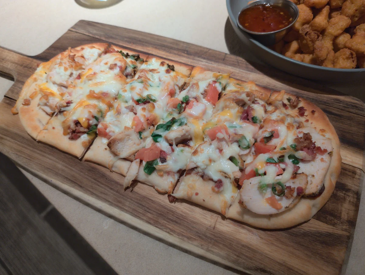 Chicken Flatbread Pizza
