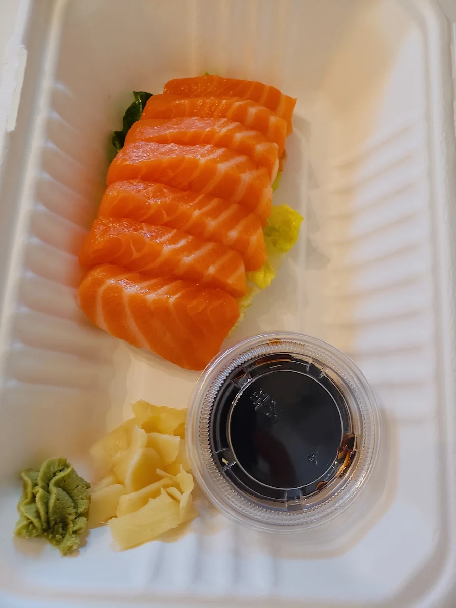 Salmon Sashimi 5p