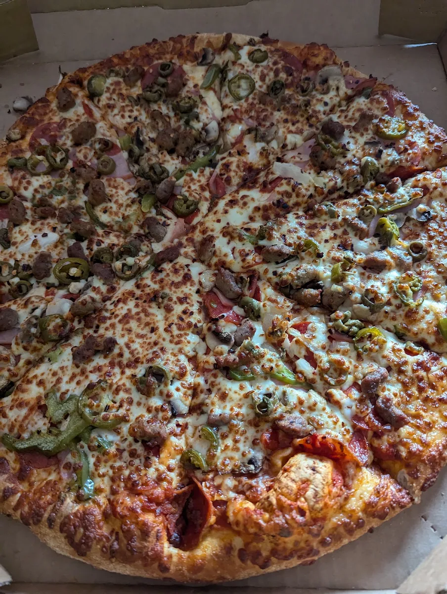 Supreme Pizza Jalapeno Peppers Extra Cheese