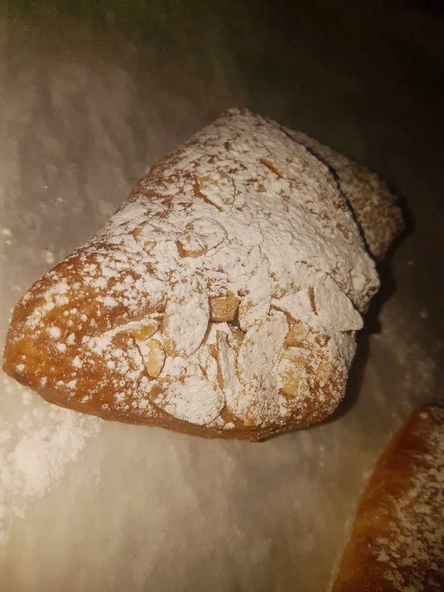 Almond Croissant