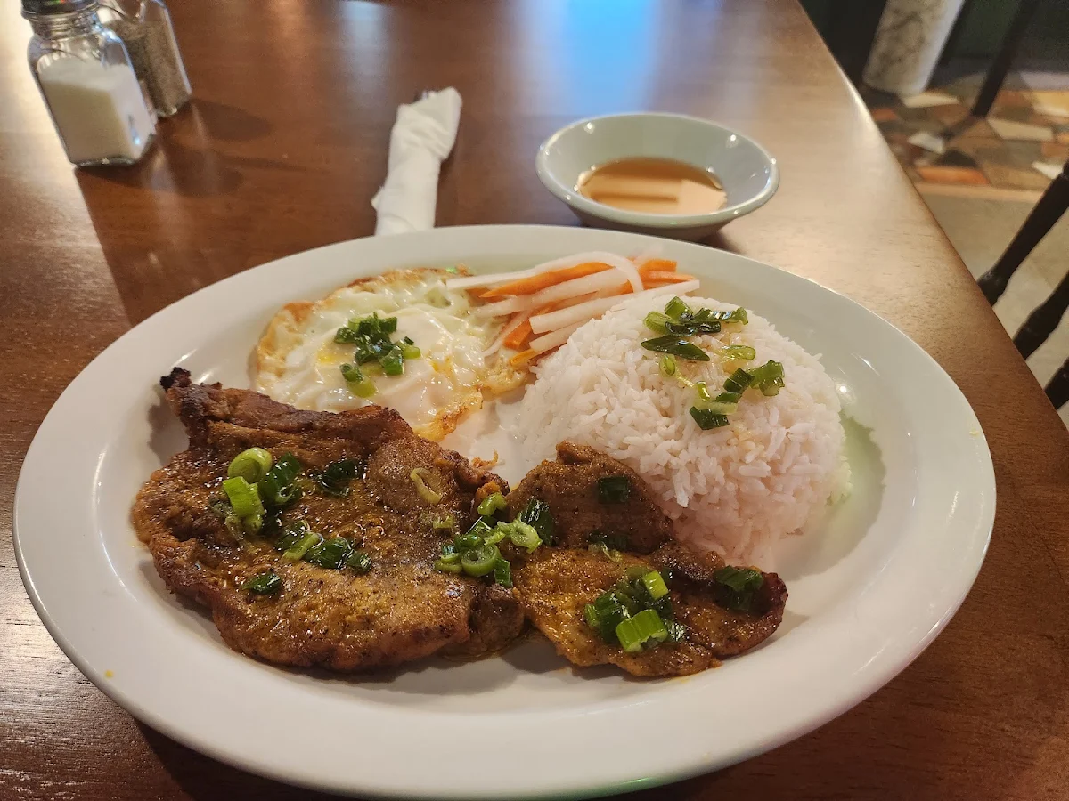 Rice with Grilled Pork and Egg