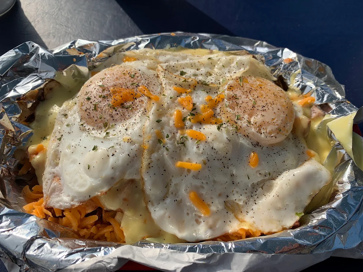 Breakfast Poutine