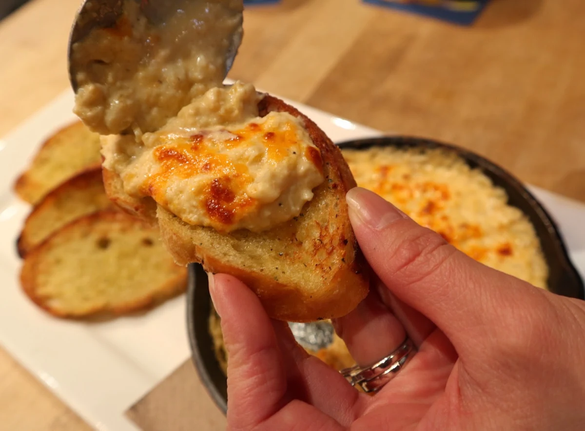 Cauliflower and Artichoke Dip
