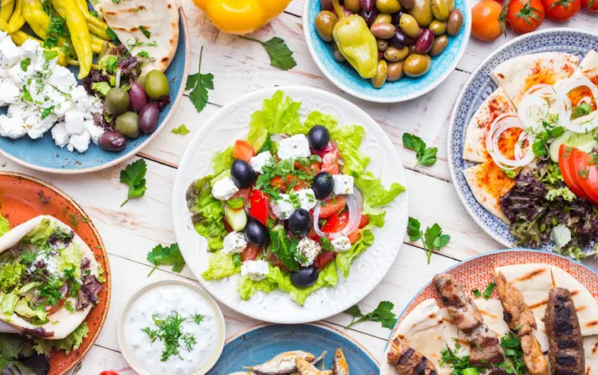 Highlights, O Thanassis Grillades Grecques