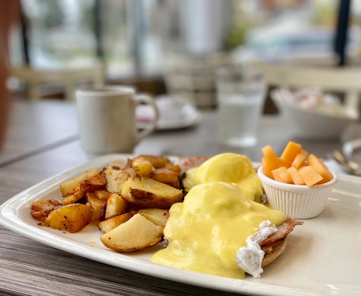 Eggs Benedict