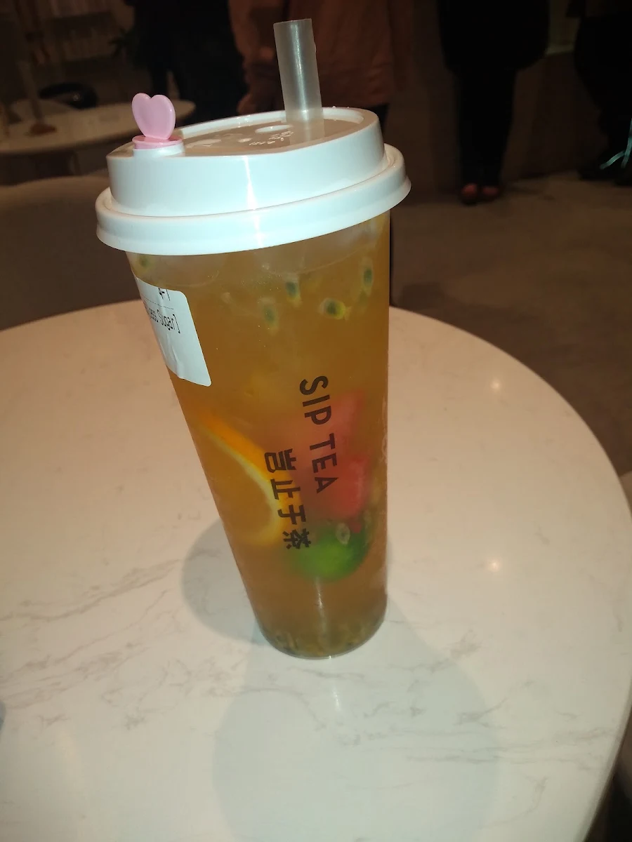Fresh Fruit Tea