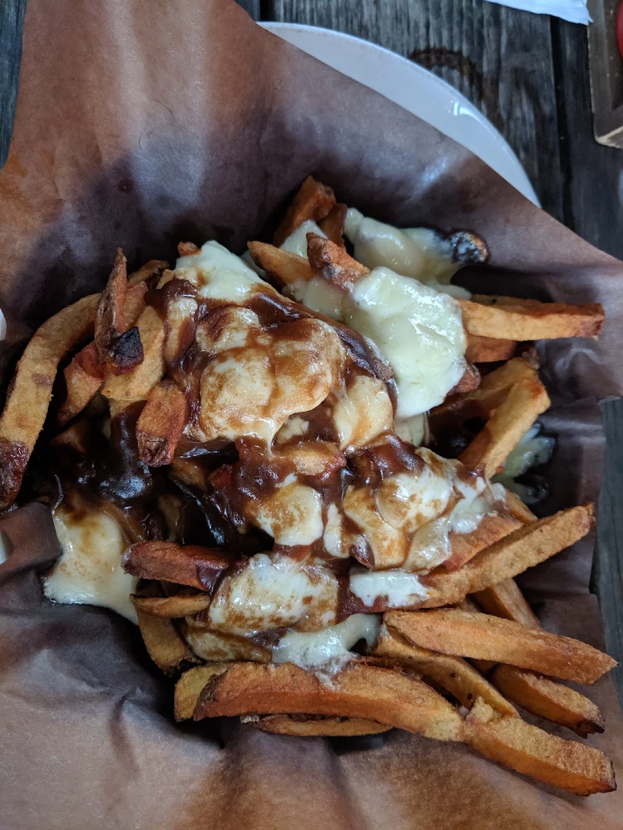 Poutine, Loons