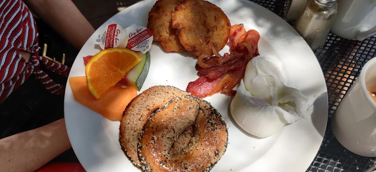 Eggs Breakfast Bagel