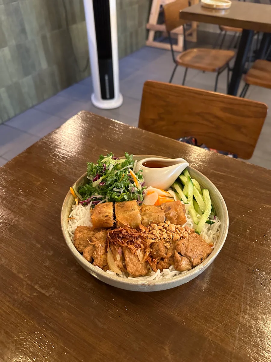 Dry Chick'n Noodles - Phở GÀ Trộn