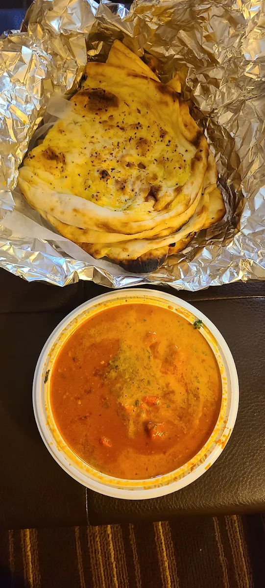 Butter Chicken and Garlic Naan
