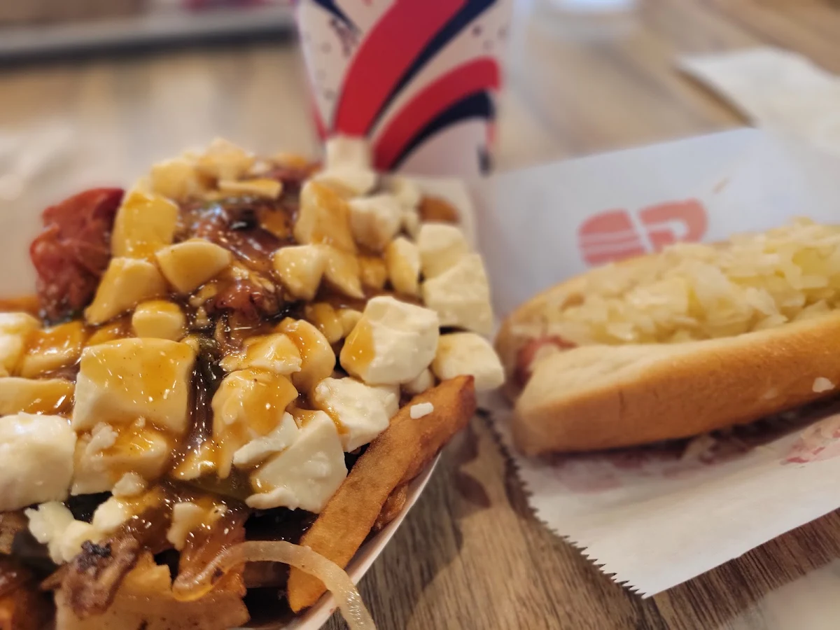 Poutine Toute Garnie