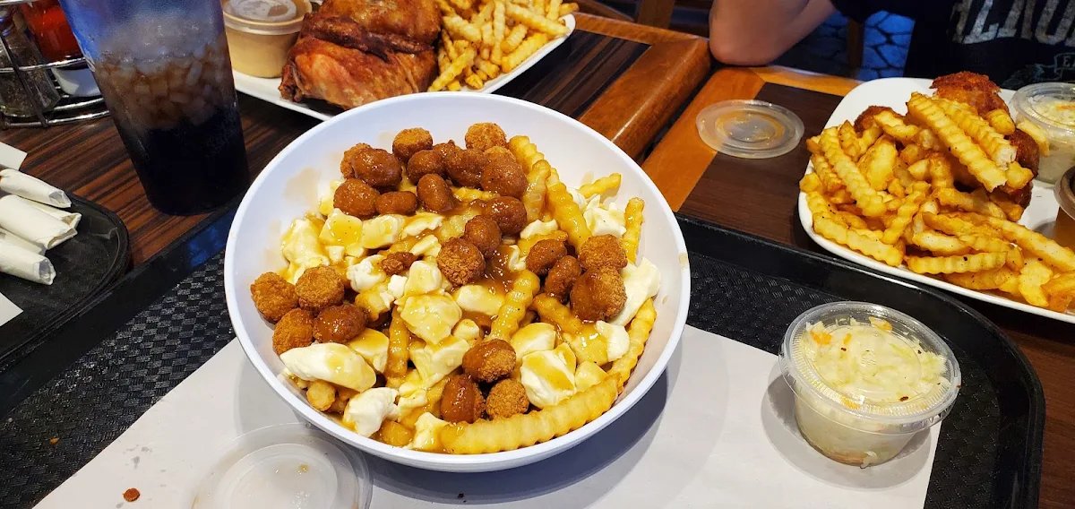 Crunchy Chicken Poutine