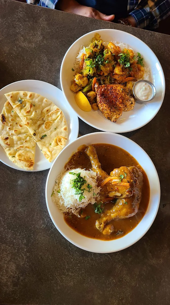 Chicken Tikka with Prawn Nihari Chicken Curry