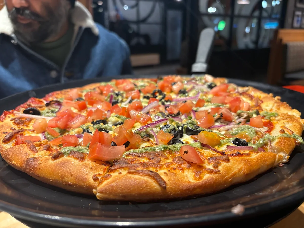 Mediterranean Pizza