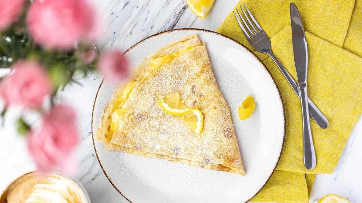 Home-Made Lemon Cream Crepe