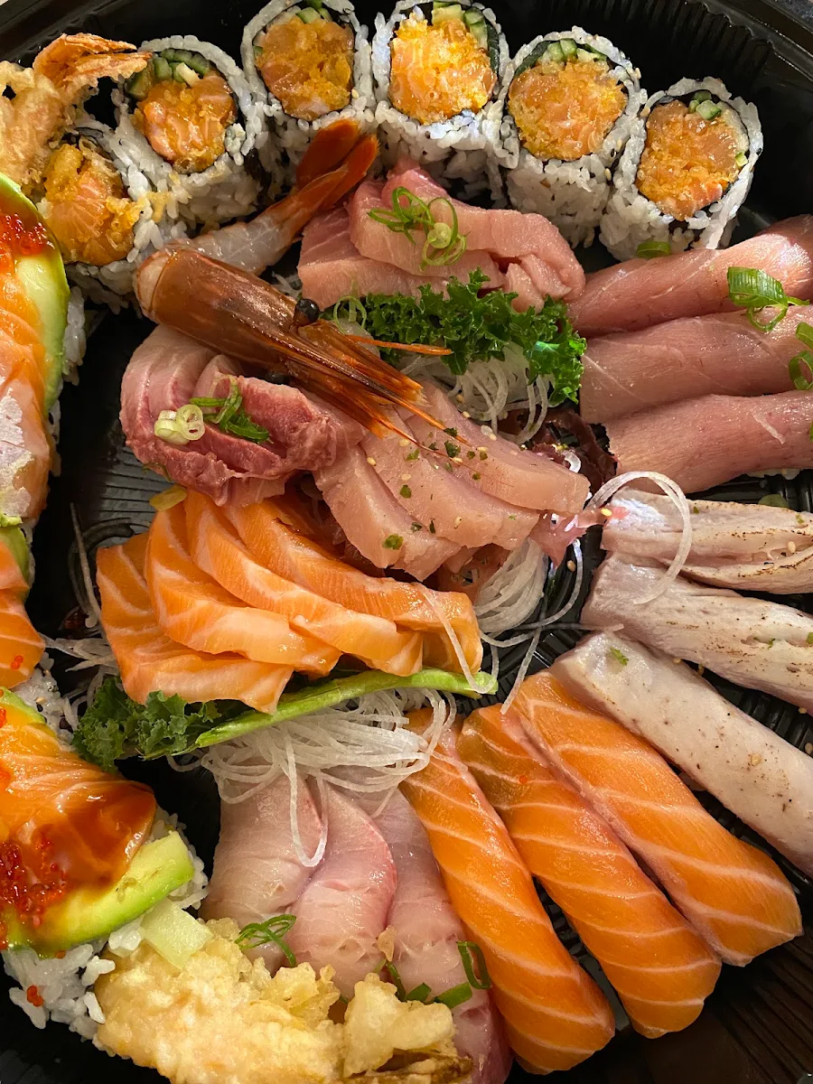 Sushi Deluxe