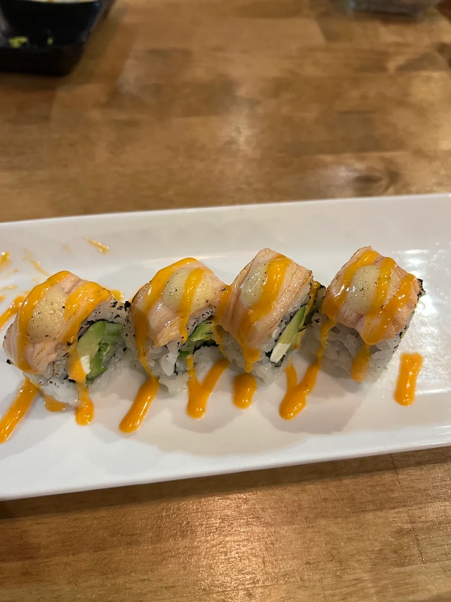 Mango Tango Roll, Sushi Modo - Port Moody