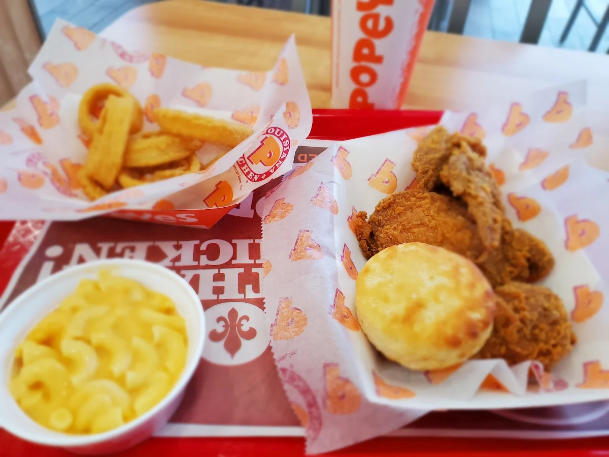 Highlights, Popeyes Louisiana Kitchen