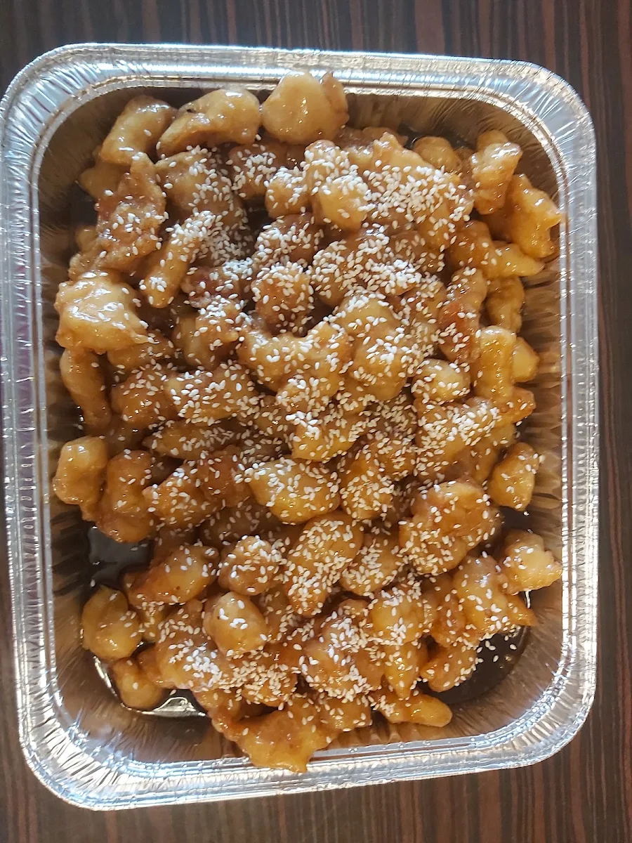 Famous Sesame Chicken