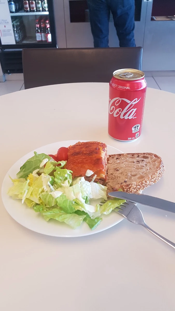 Lasagne Bolognaise Avec Salade