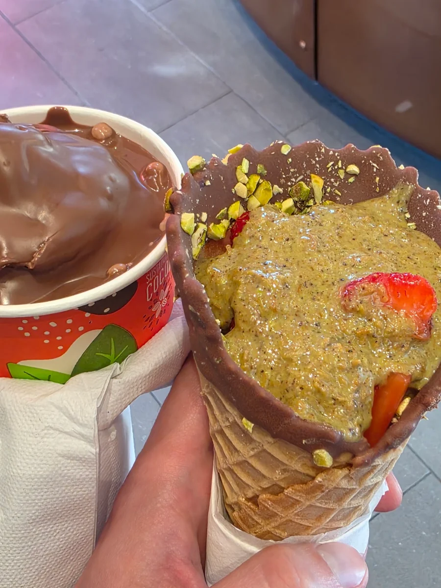 Dubai Strawberry Cone