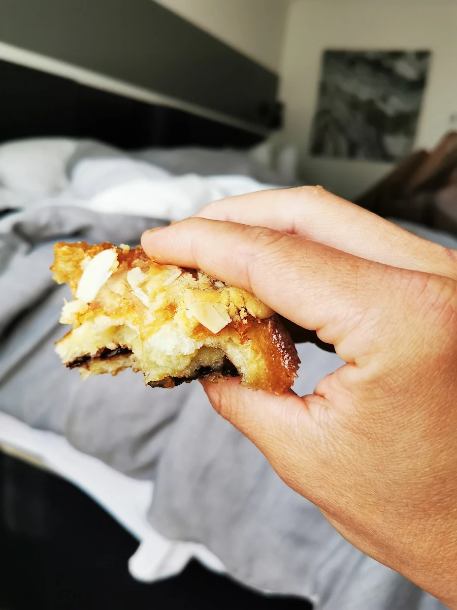 Croissant Aux Amandes