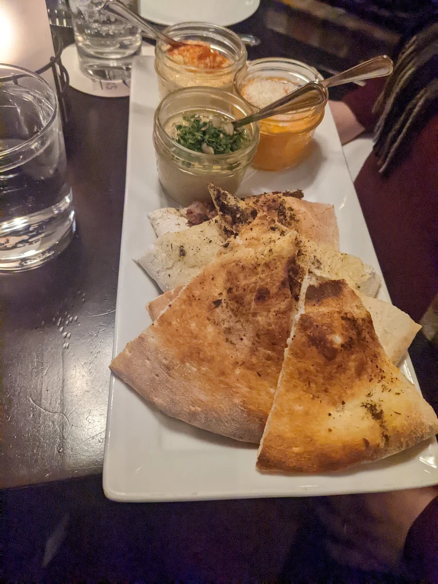 Flatbread, Murrieta's West Coast Bar & Grill