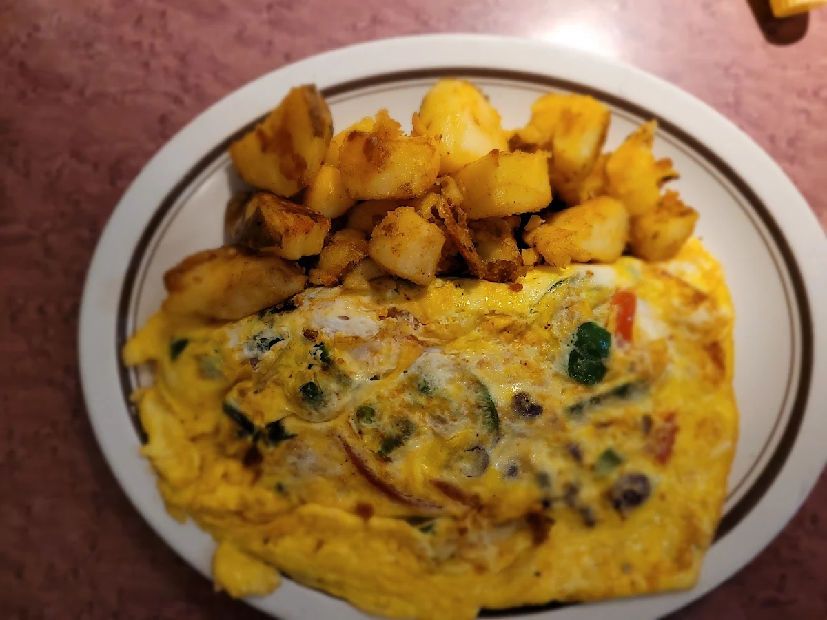 Western Omelette Home Fried and Rye Bread