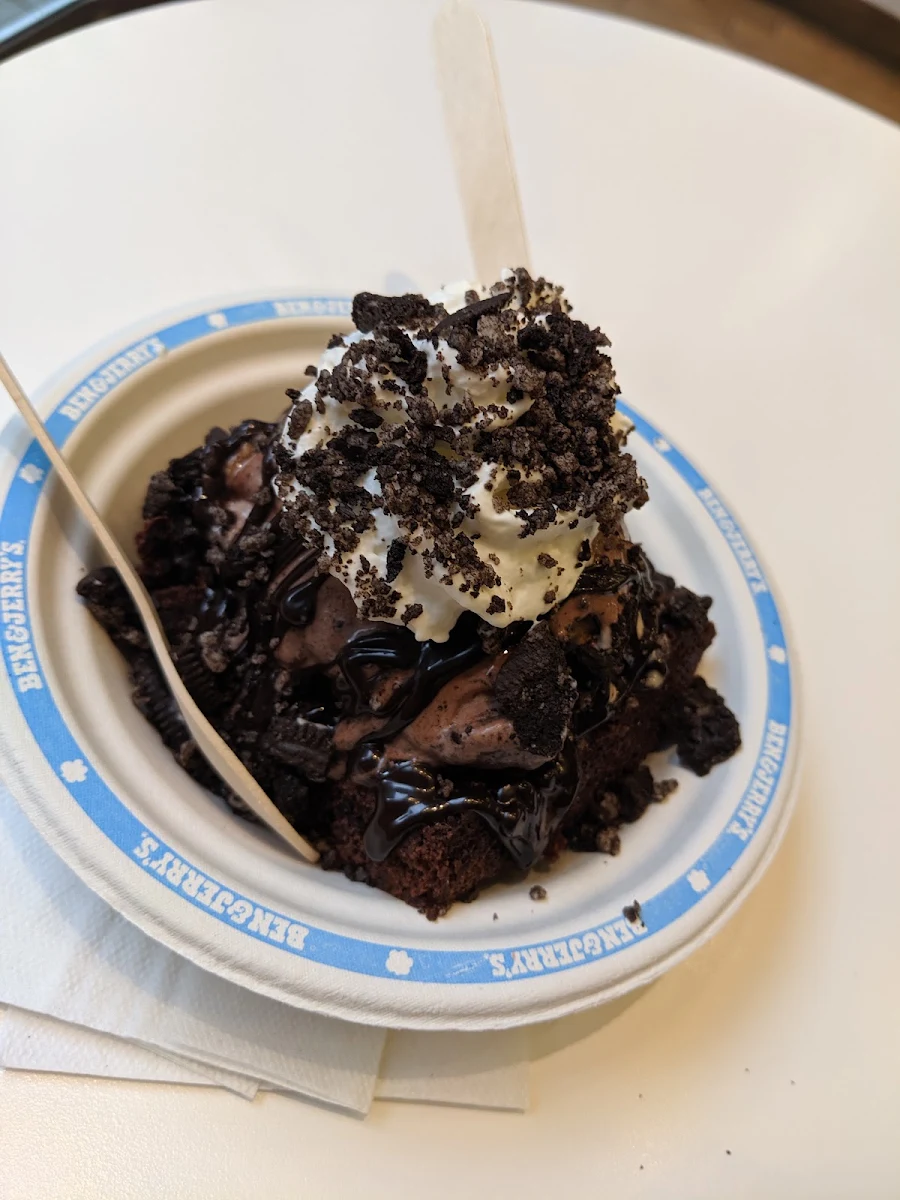 Brownie Sundae