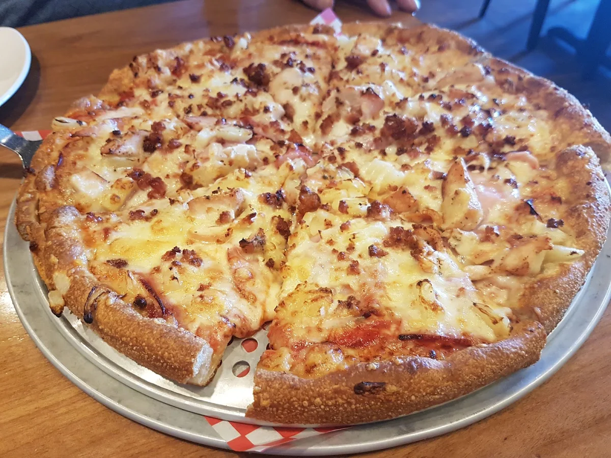 Hawaiian Pizza