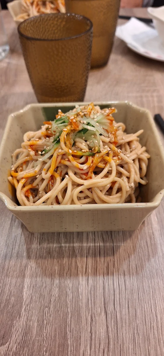 Cold Noodles With Peanut Butter Nouilles Froides Au Beurre D'arachide