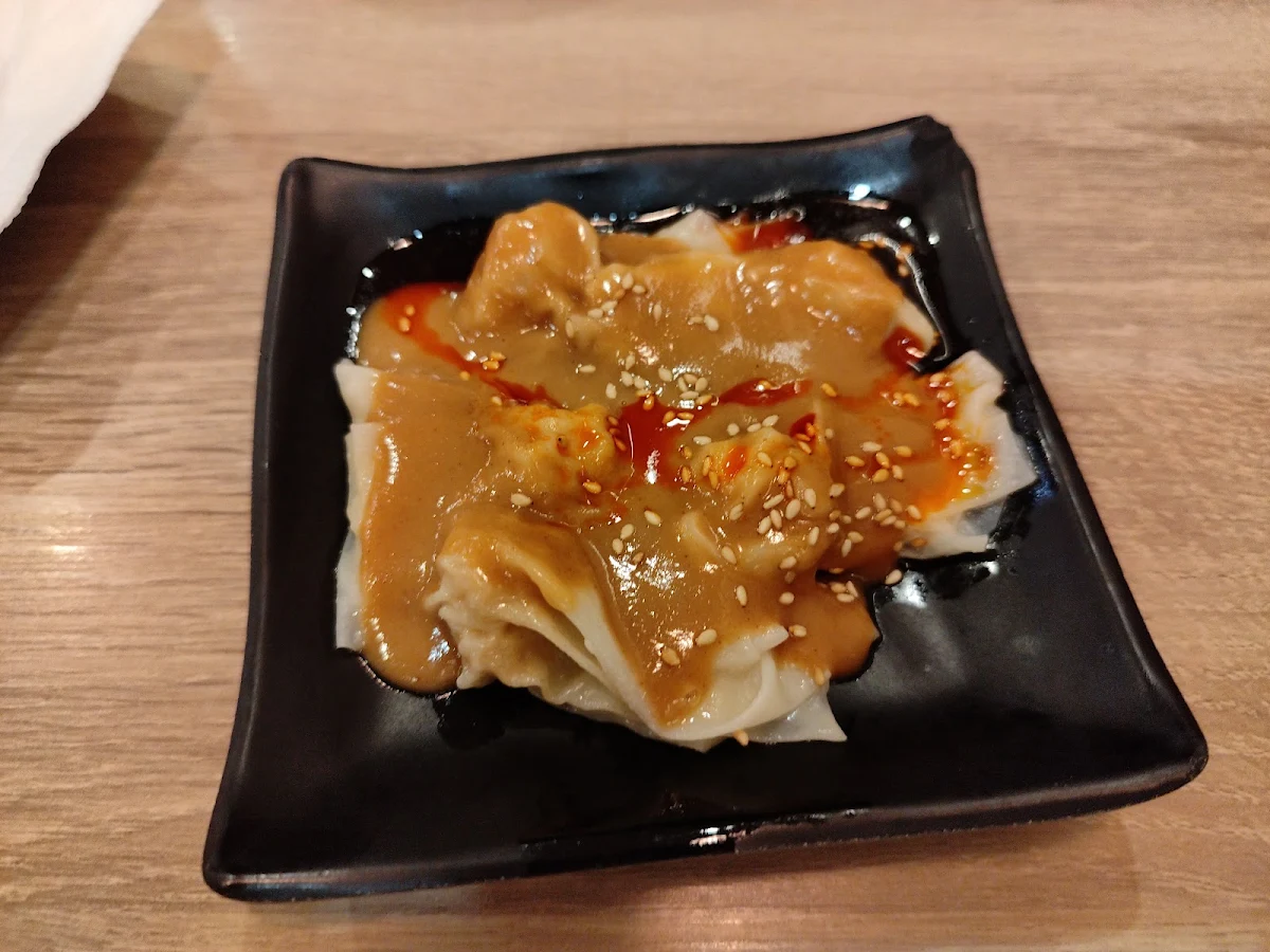 Peanut Butter Dumplings Pork Dumplings Au Beurre D'arachide Porc