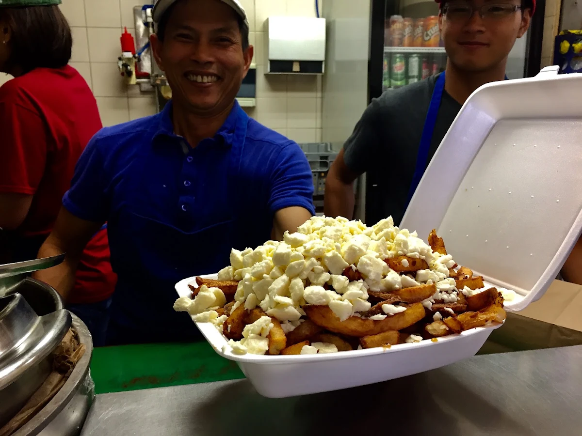 Family Size Poutine