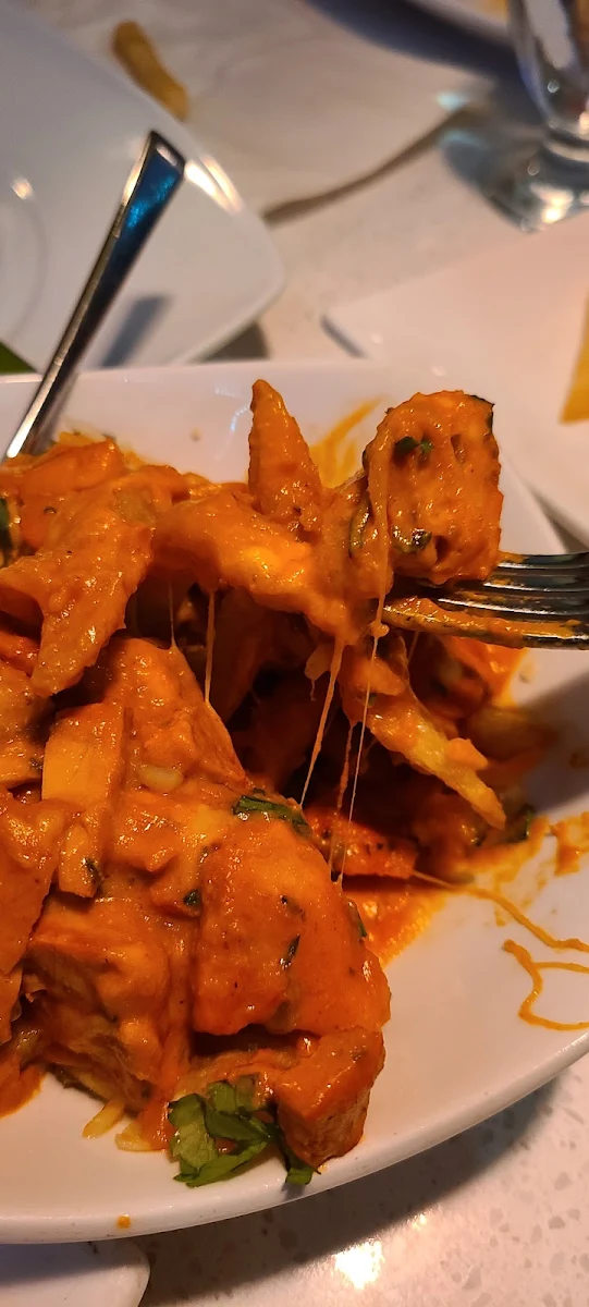Butter Chicken Poutine