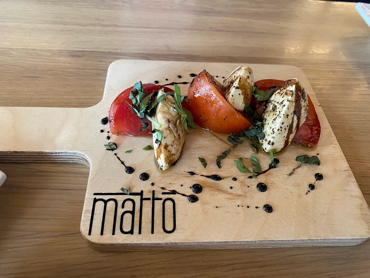Fresh Mozzarella and Tomatoes