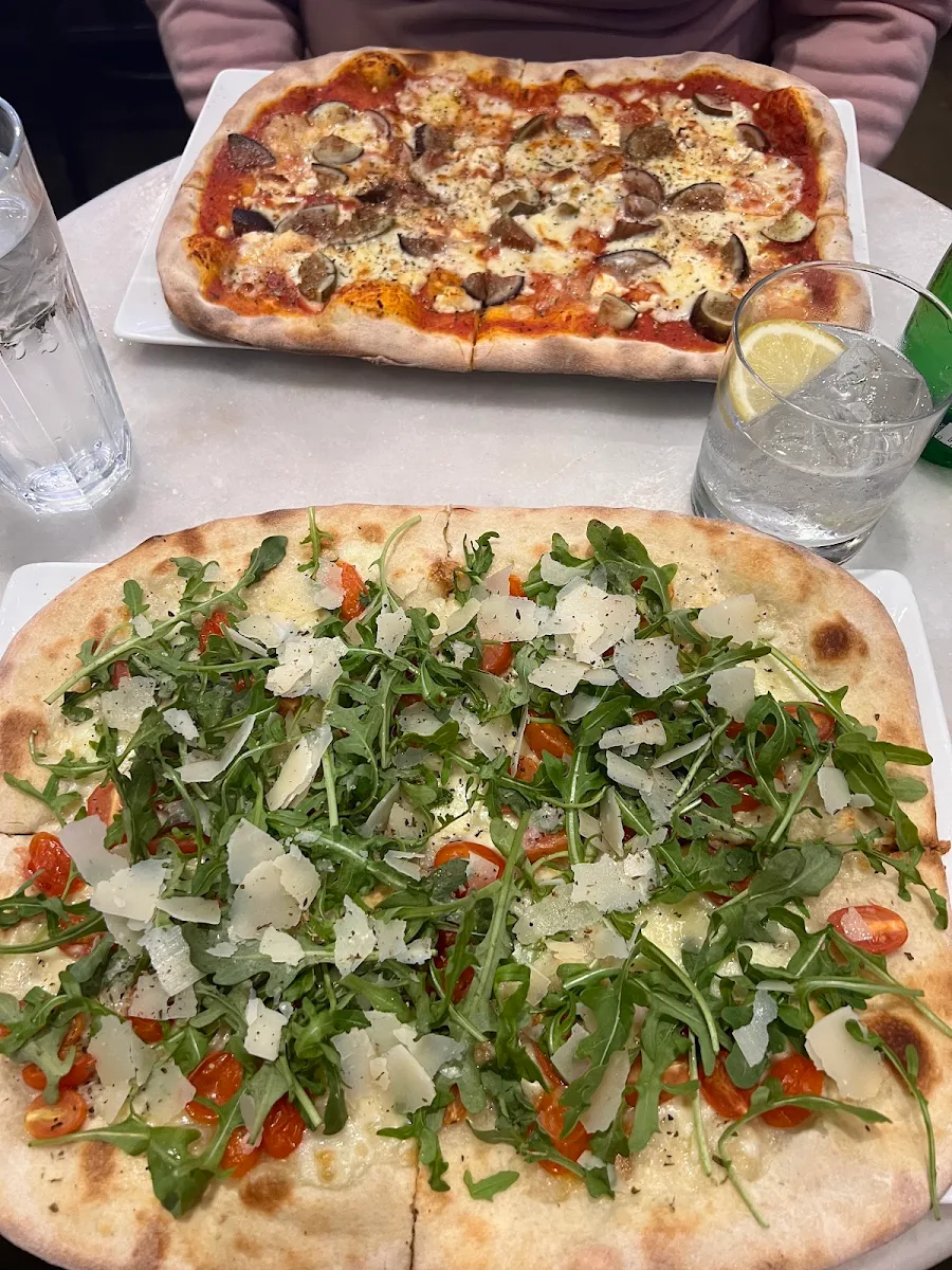 Pizza Regina