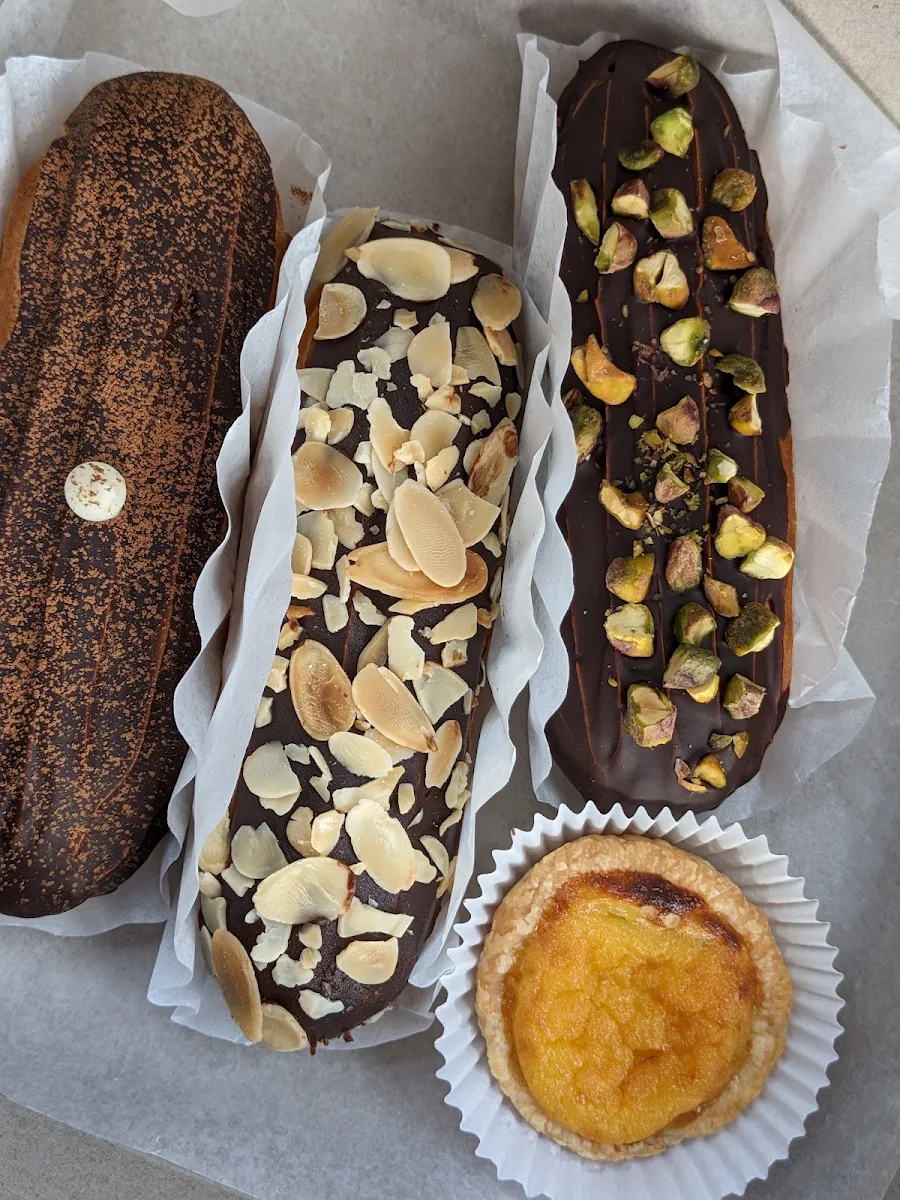 Eclairs